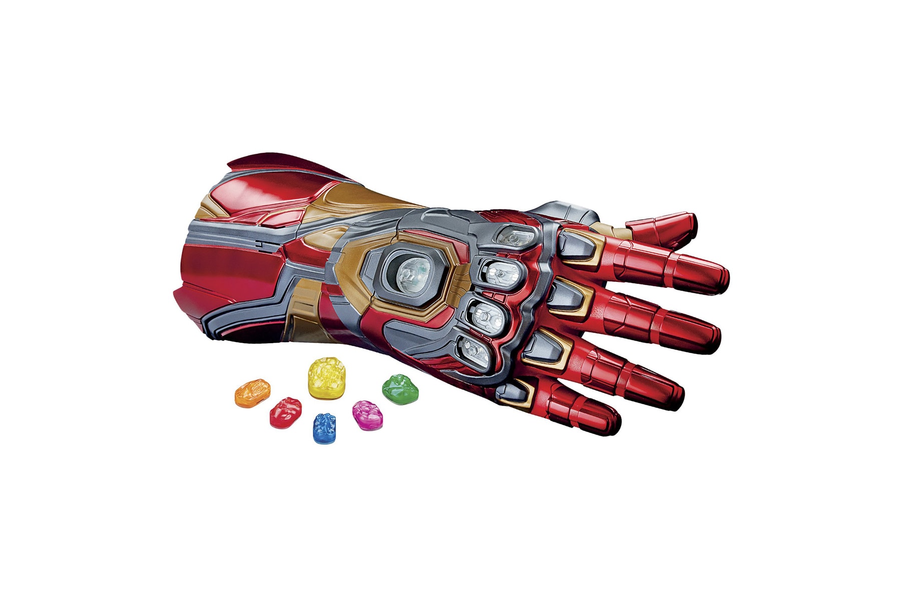 Hasbro 推出 Iron Man 配戴之 1:1 真實尺寸「Nano Gauntlet 無限手套」