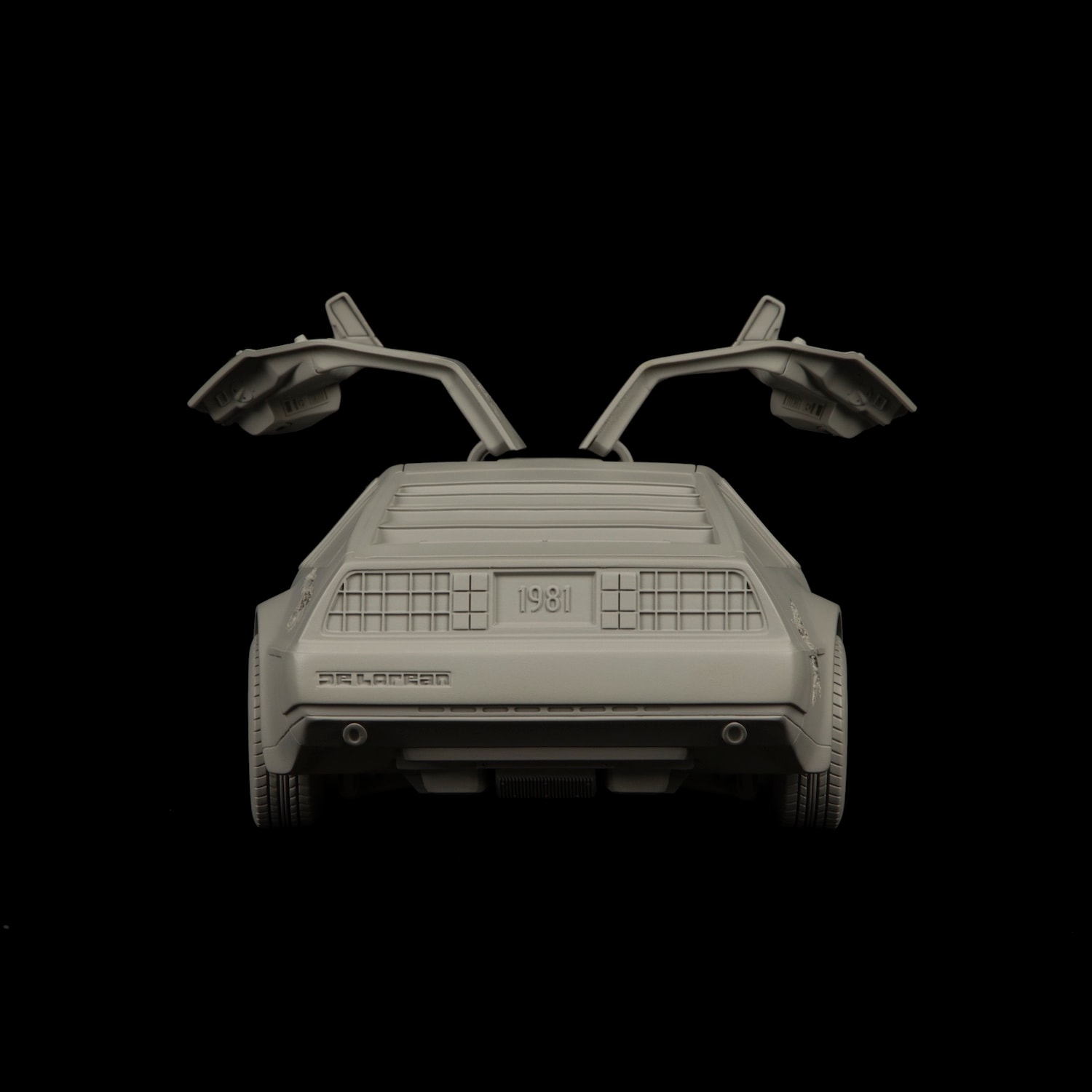 Archive Editions 携手 Daniel Arsham 发布全新限量艺术作品《被侵蚀的 DeLorean》