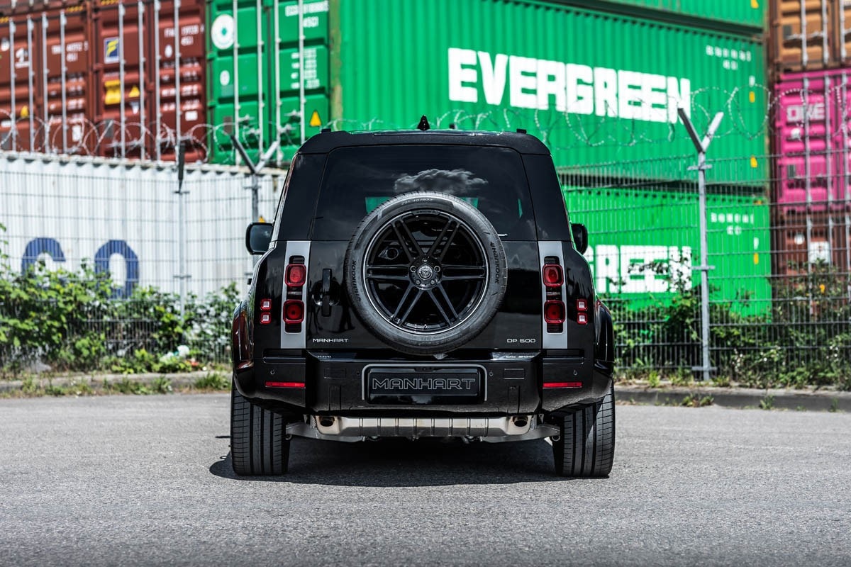 MANHART 打造全新 Land Rover Defender 性能強化運動改裝車型