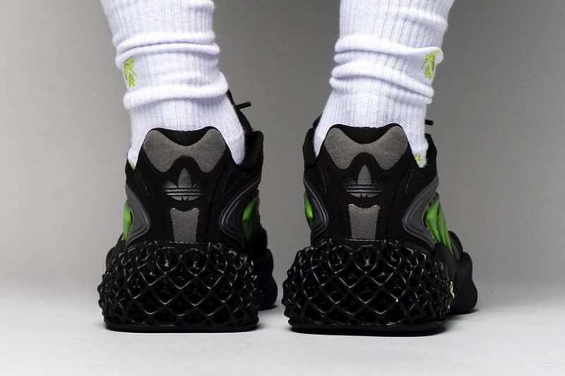 率先近赏 adidas 4D Cush「Carbon/Solar Green」全新鞋款