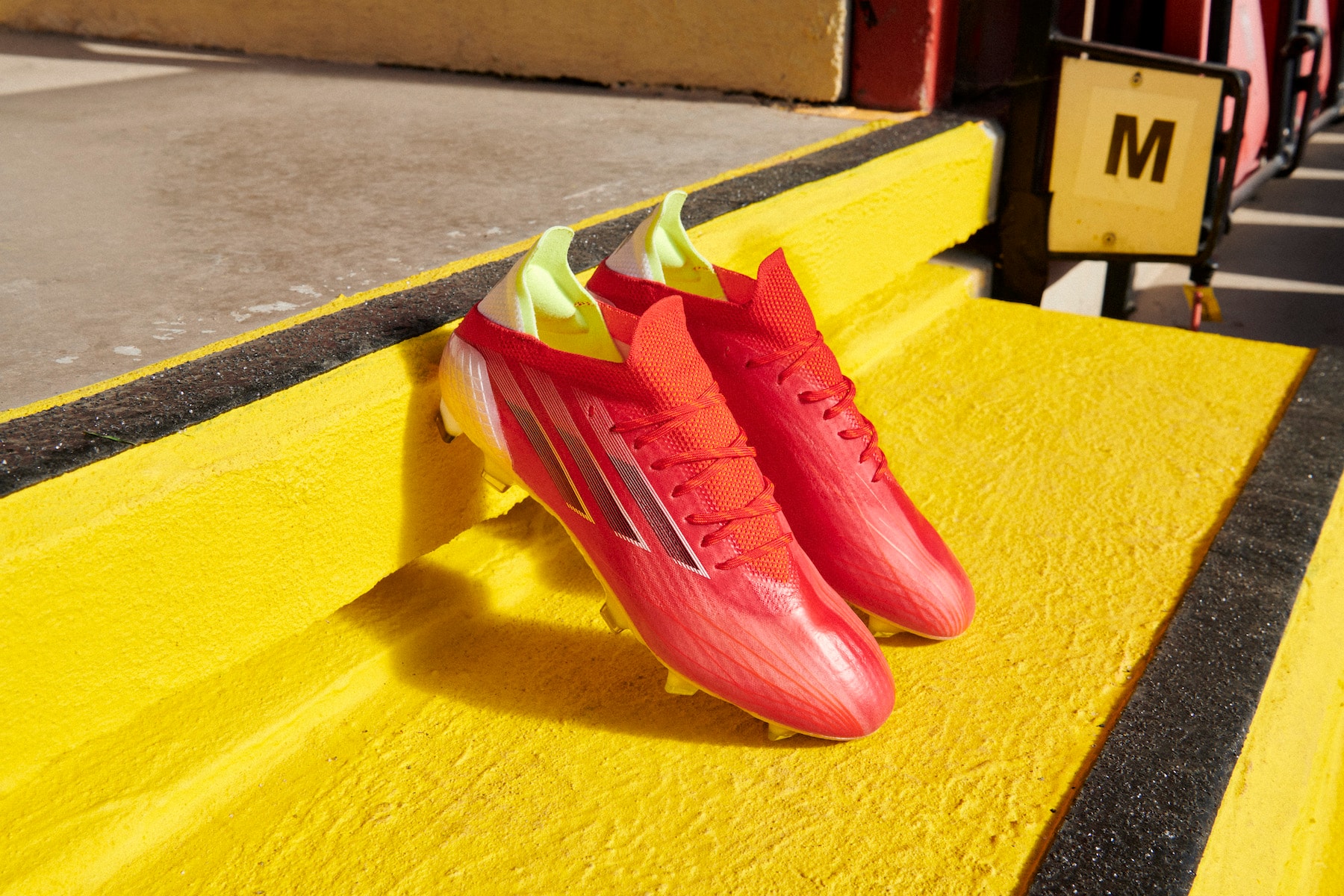 adidas 正式發佈 X SPEEDFLOW 足球鞋 