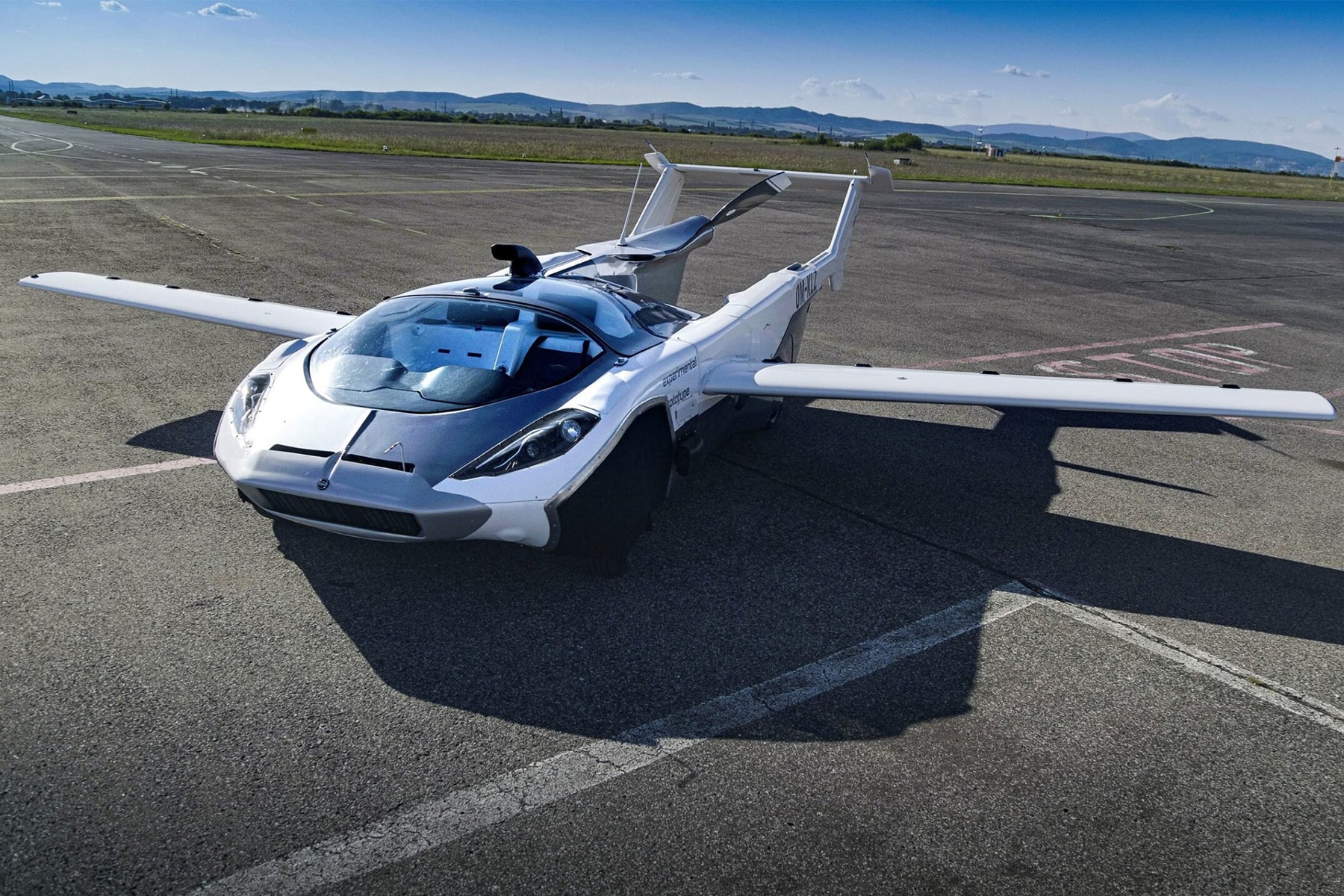 運輸革命 − 全球首架「可飛行汽車」AirCar 正式完成研發測試
