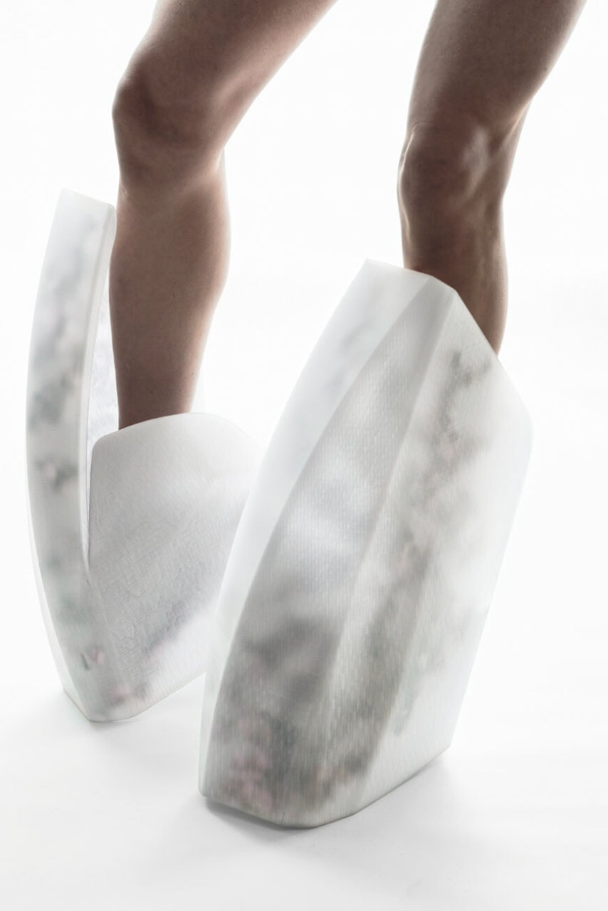 冰岛设计师 Sruli Recht 打造「Damage」创新鞋款系列应对气候变迁