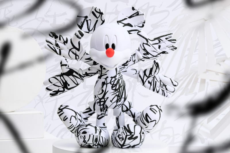 APPortfolio 携手书法家王冬龄打造全新 Snow Angel Mickey