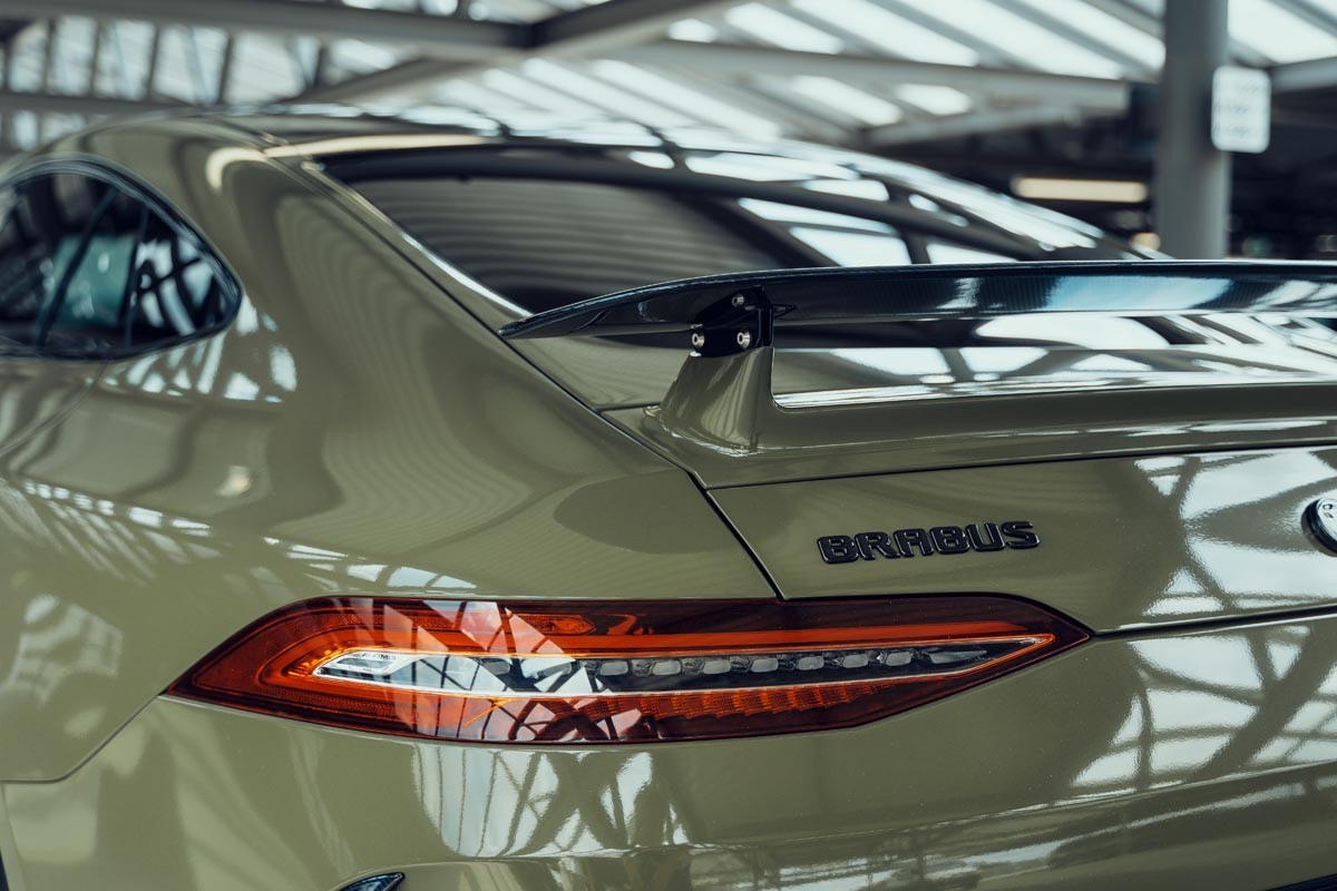 Fotsla 打造 Brabus 定製 Mercedes-AMG GT 63 S 軍事改裝車型