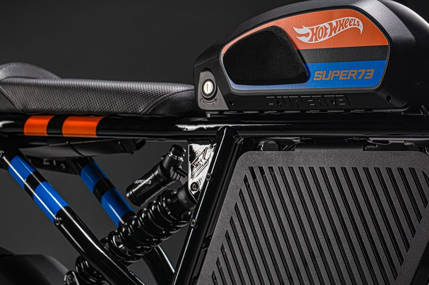 Hot Wheels 攜手 SUPER73 打造全新聯名電動自行車 RX