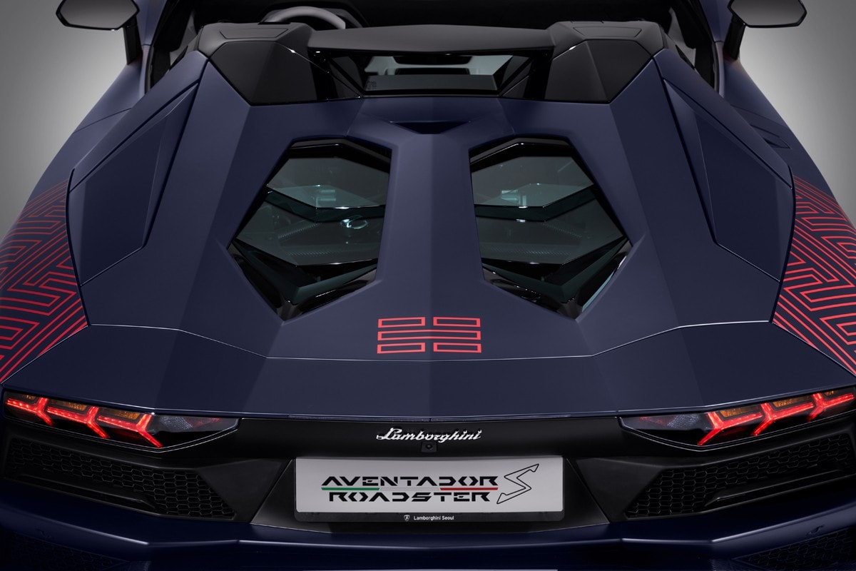 Lamborghini 發表全新 Aventador S Roadster 韓國主題別注車型