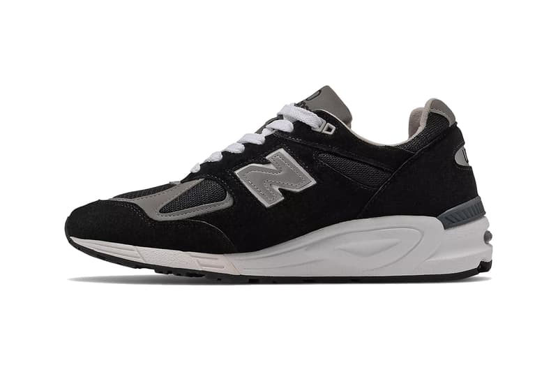 率先预览 New Balance「M990BL2」、「M990NB2」官方图辑