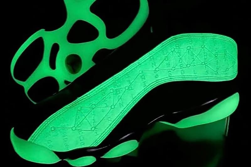 Air Jordan 13 最新夜光配色「Glow/Black」率先曝光