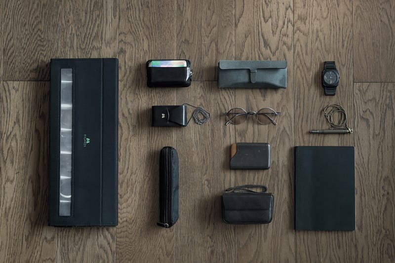 Essentials: RIGARDS 设计师 Ti Kwa