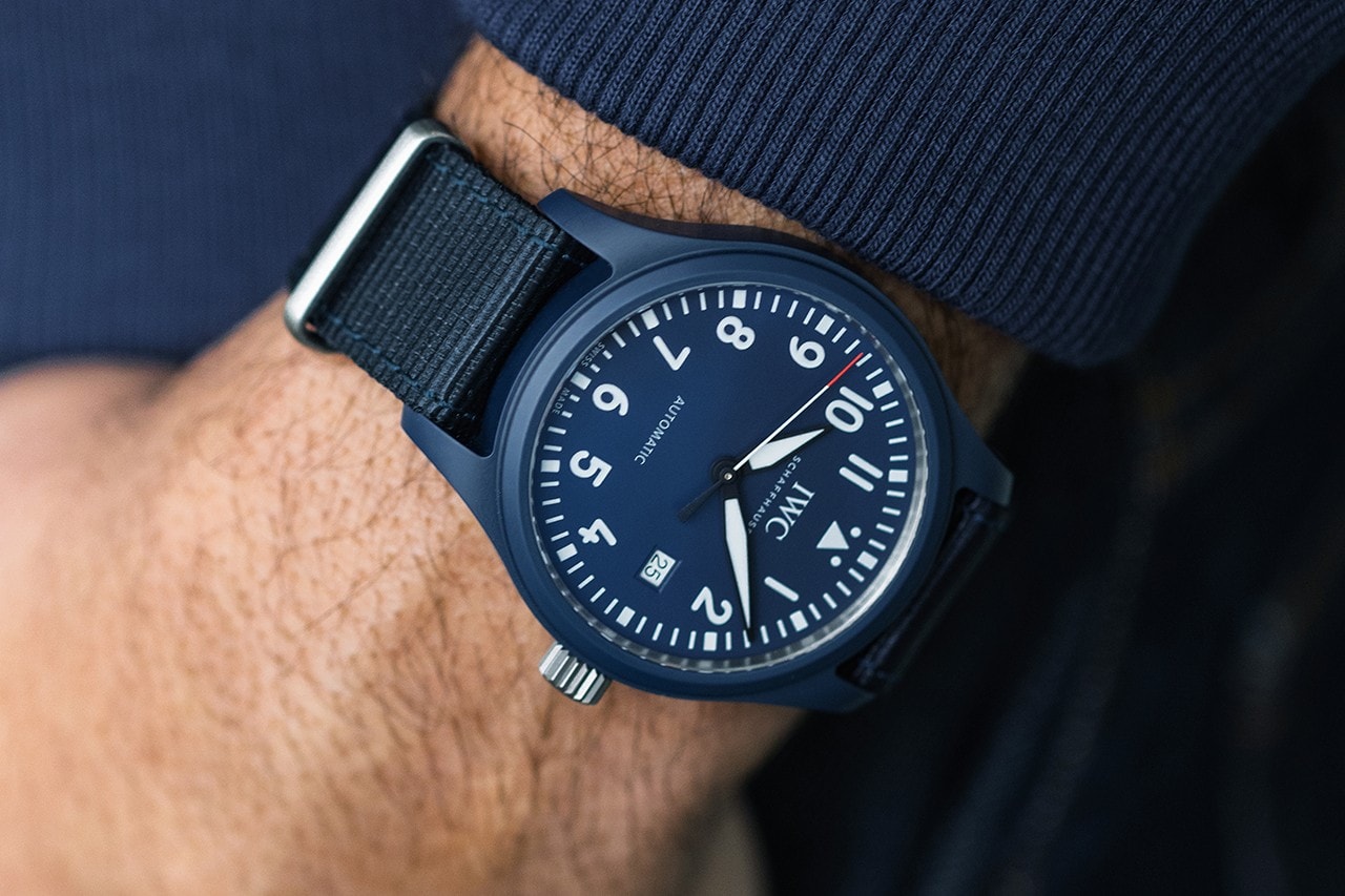 IWC 推出全新藍色陶瓷材質 Pilot’s Watch 別注錶款
