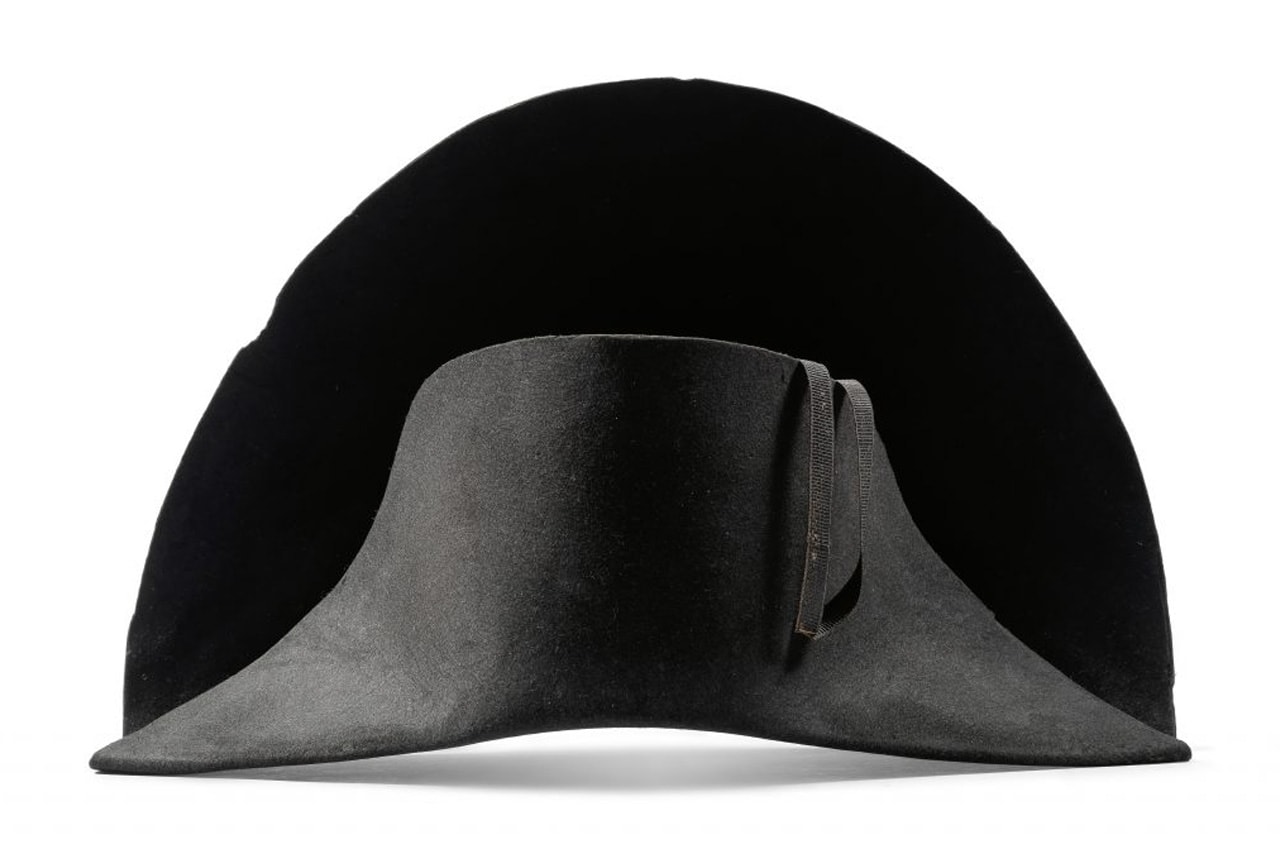 拿破崙其中一頂「雙角帽」以 $140 萬美金價格售出