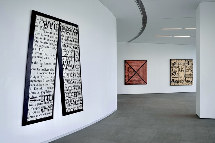 走进法国艺术家 Bernar Venet 个人展览「Another Language for Painting」