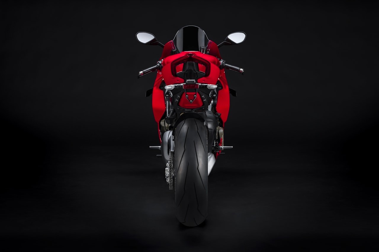 Ducati 推出 2022 年式樣全新 Panigale V4、V4 S 車型