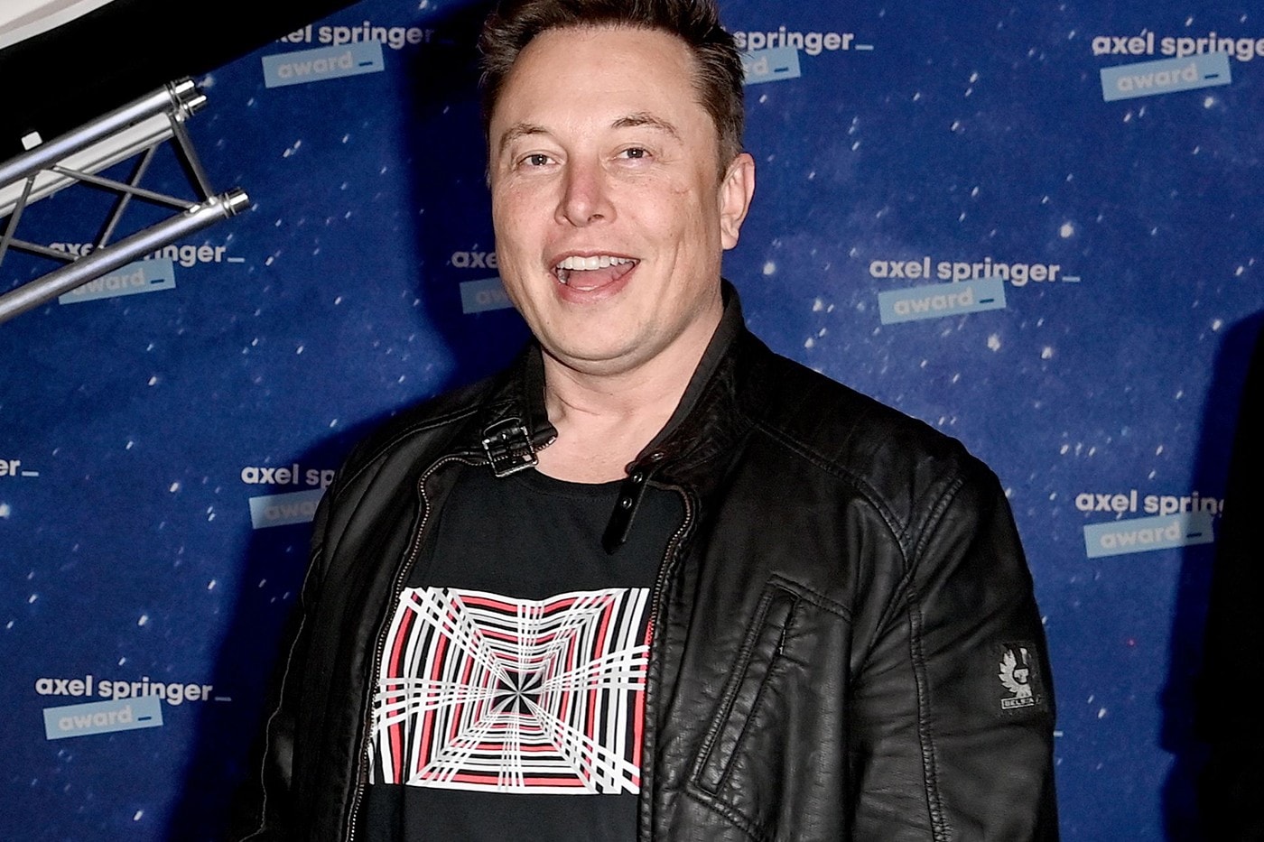 Elon Musk 正式出售價值 $11 億美元 Tesla 持股