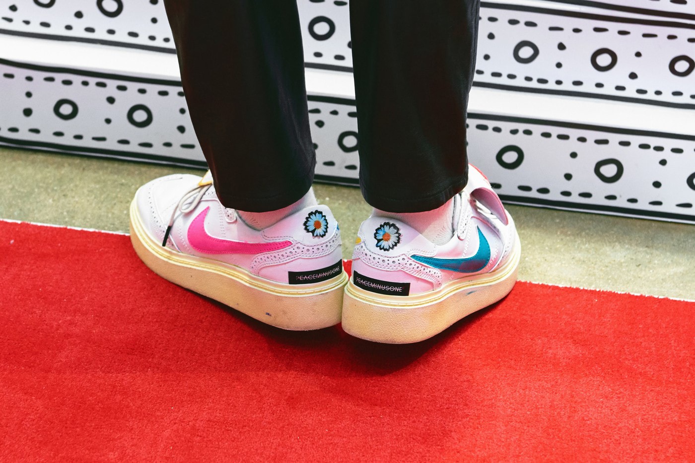 HYPEBEAST 獨家直擊 PEACEMINUSONE x Nike Kwondo 1 最新聯名鞋款 Pop-Up 店舖