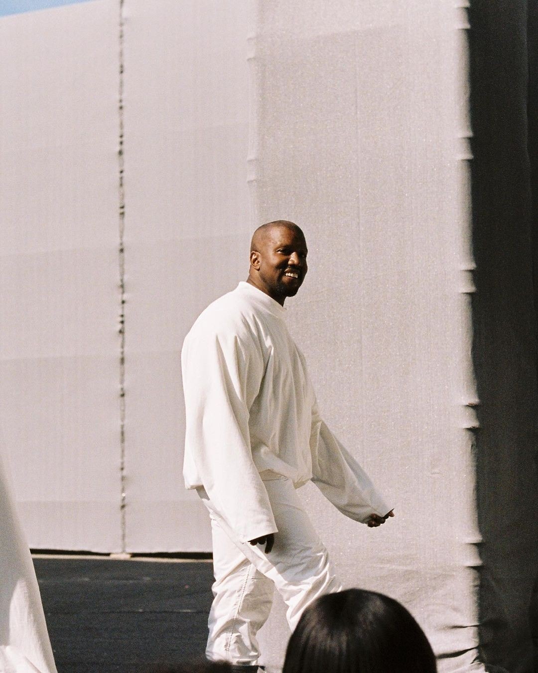 Kanye West 攜手 Sunday Service 合唱團演出最新專輯《DONDA》曲目