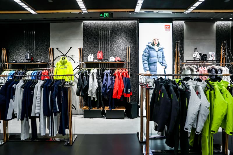 走进 HELLY HANSEN 全新南京德基门店