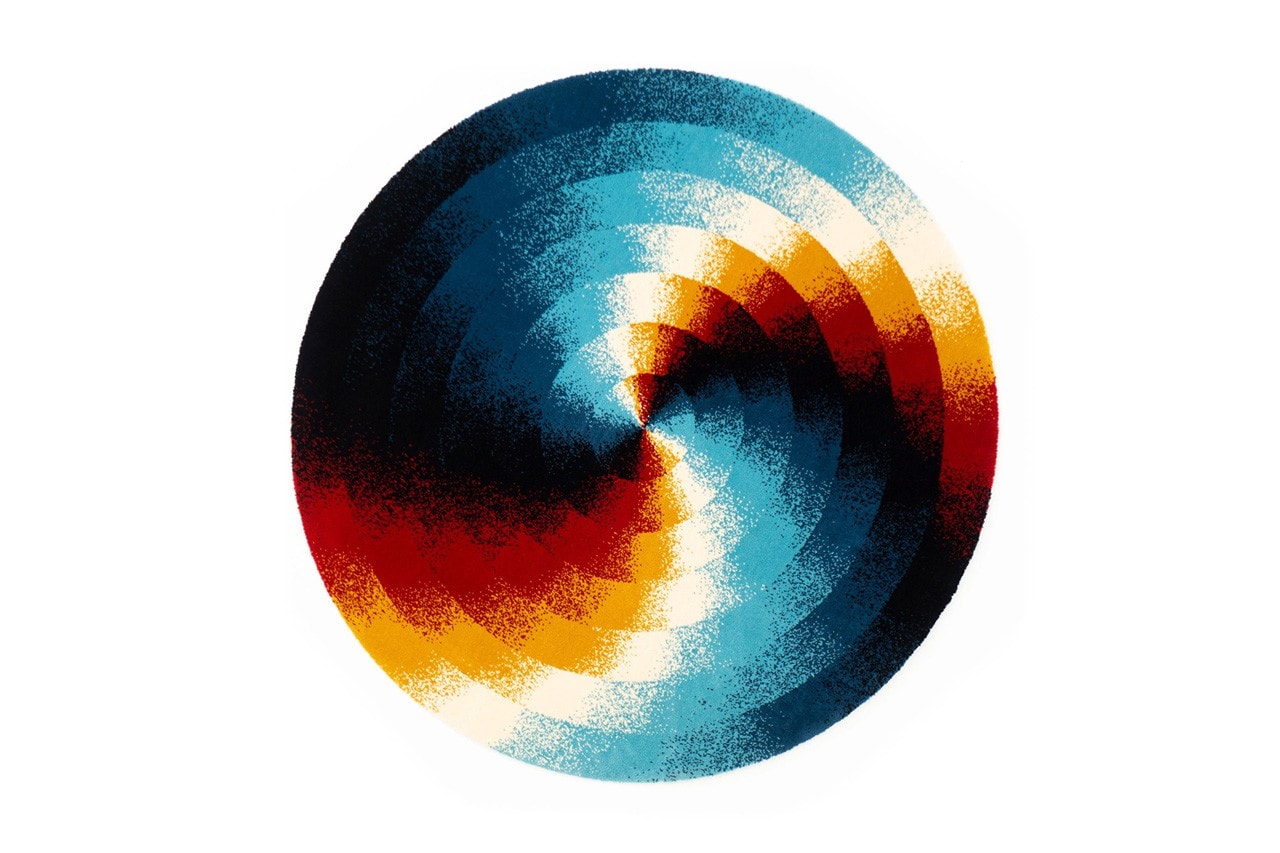 當代藝術家 Felipe Pantone 推出 CHROMADYNAMICA 圓形地毯