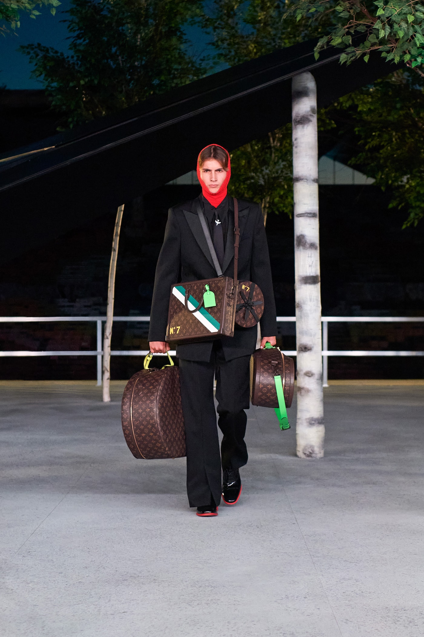 Louis Vuitton 于迈阿密举办 2022 春夏男装系列大秀