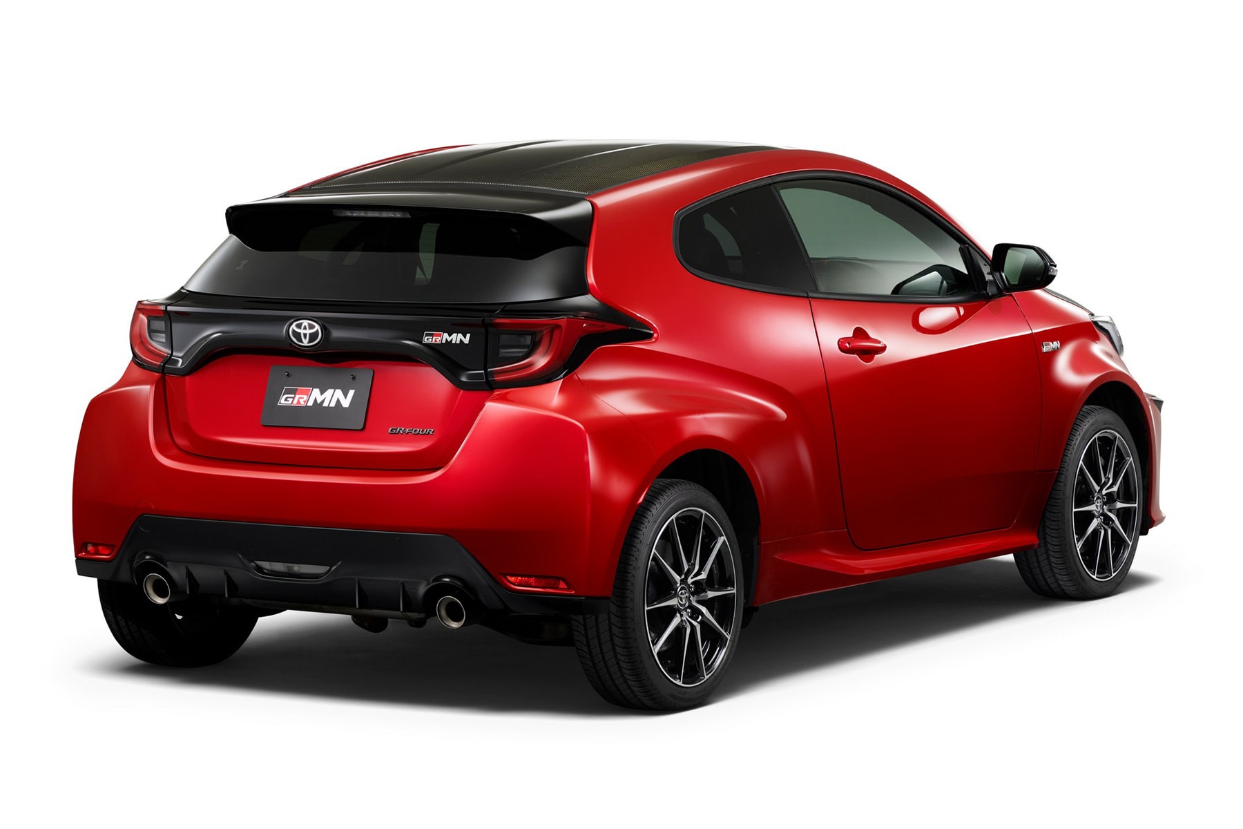 Toyota 發表全新「暴力鴨」豪改車型 GRMN Yaris