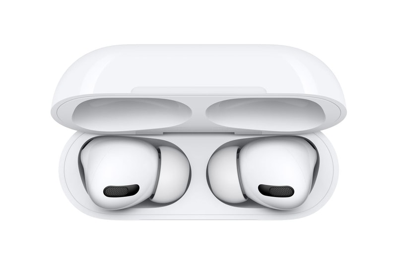Apple 特别推出 AirPods Pro 虎年特别款