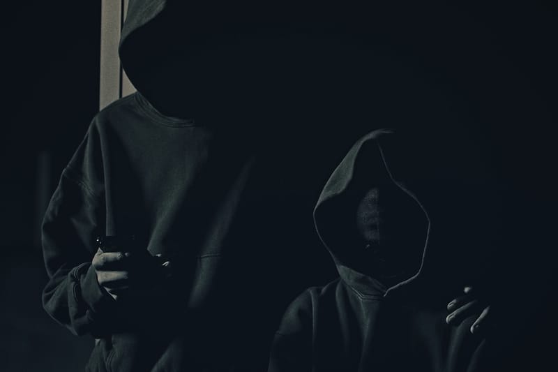 Kanye West 發佈《Heaven and Hell》MV 作為 YEEZY GAP 首支電視廣告