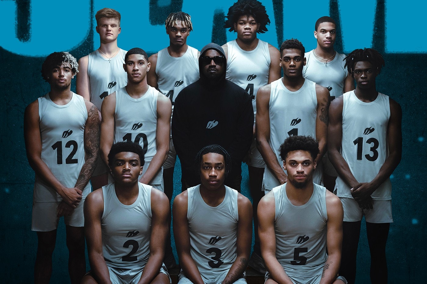 Kanye West 攜 Donda 學院籃球隊共同登上《SLAM》封面