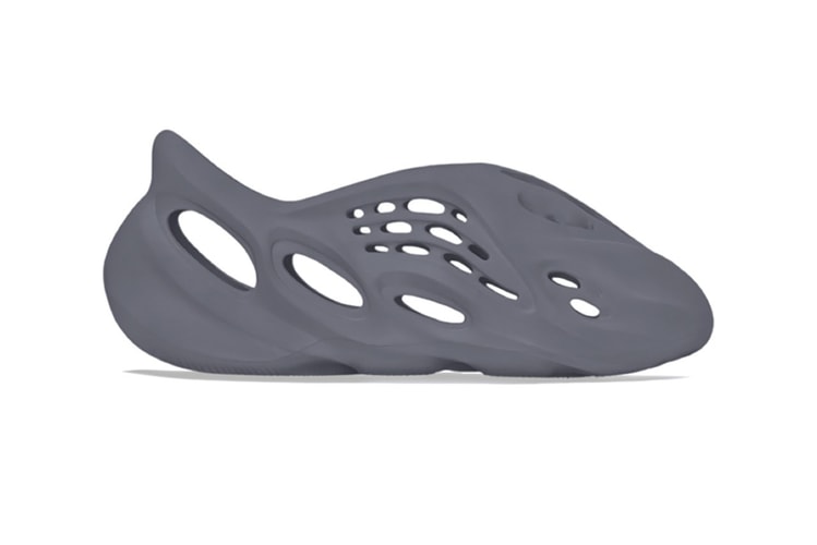 人氣鞋款 adidas YEEZY Foam Runner 最新配色「Onyx」率先曝光