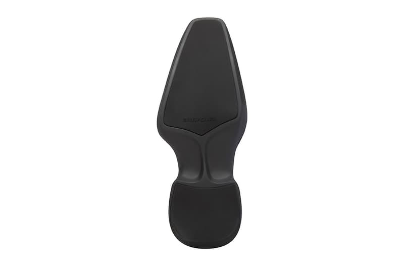 Balenciaga 秀上鞋款售價 $875 美元「Space Shoe」正式開放預購