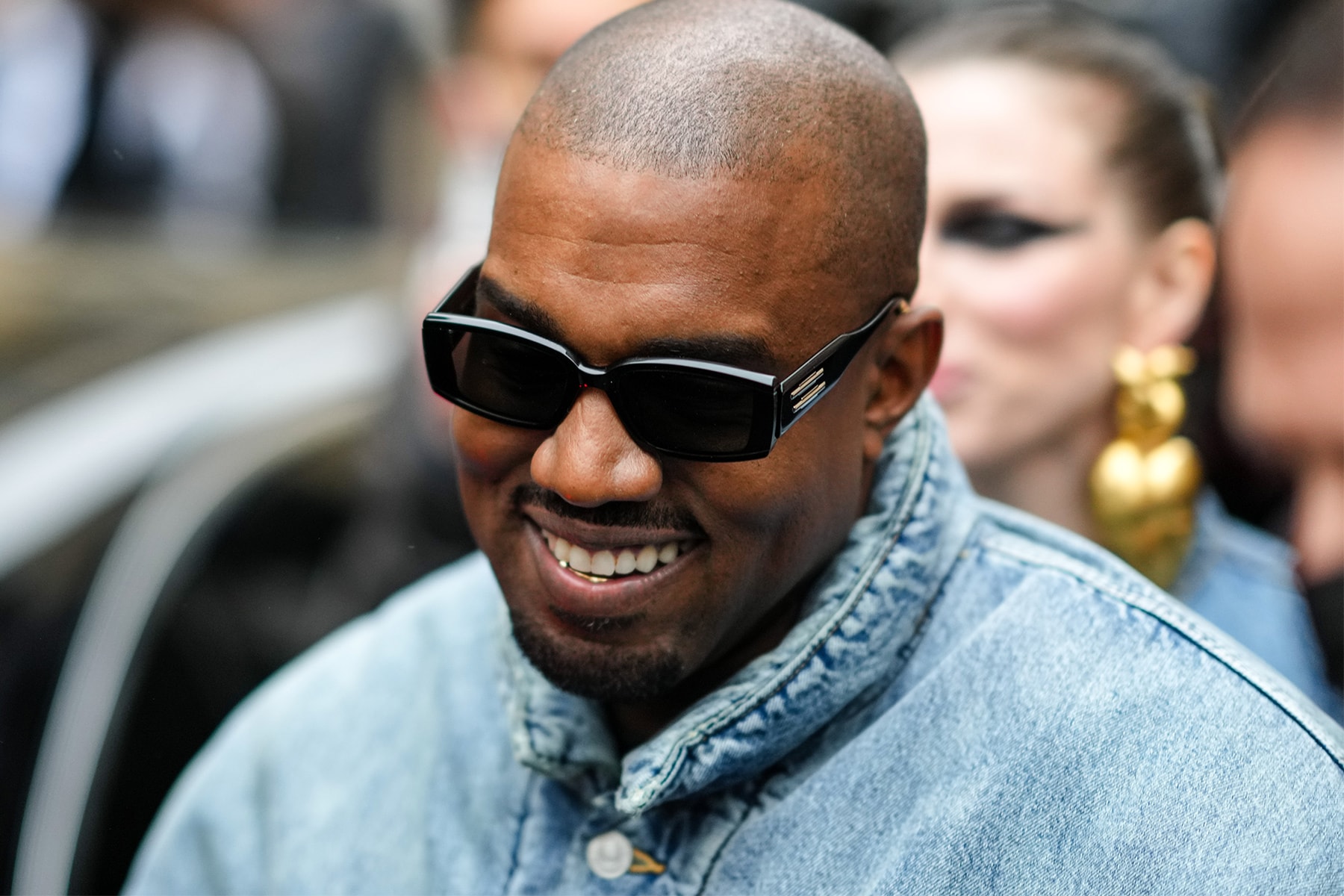 Kanye West 宣稱新專輯《DONDA 2》播放器首日銷售額突破 $220 萬美元