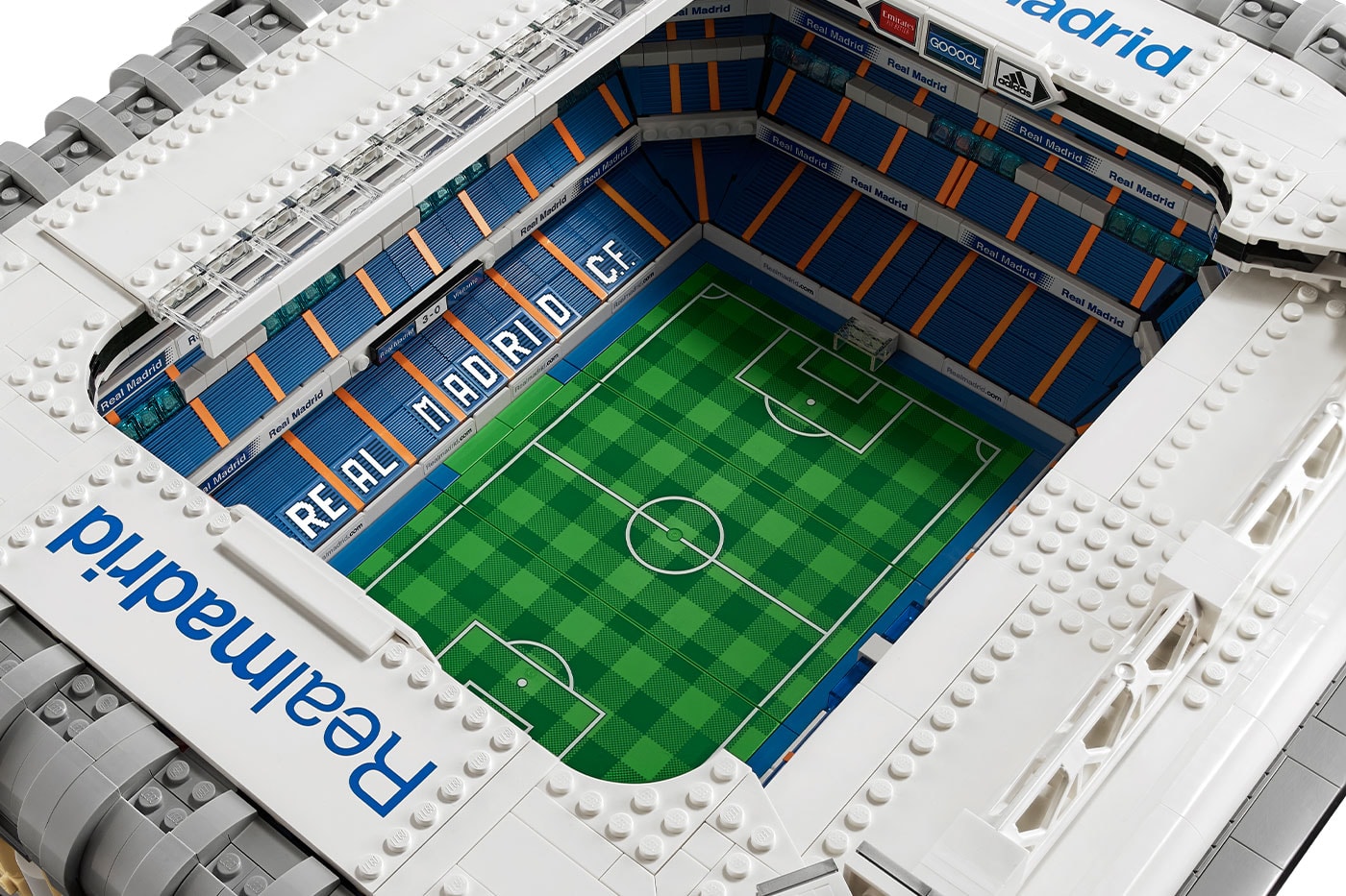 LEGO 正式發佈 Real Madrid 主場 Santiago Bernabéu Stadium 積木模型