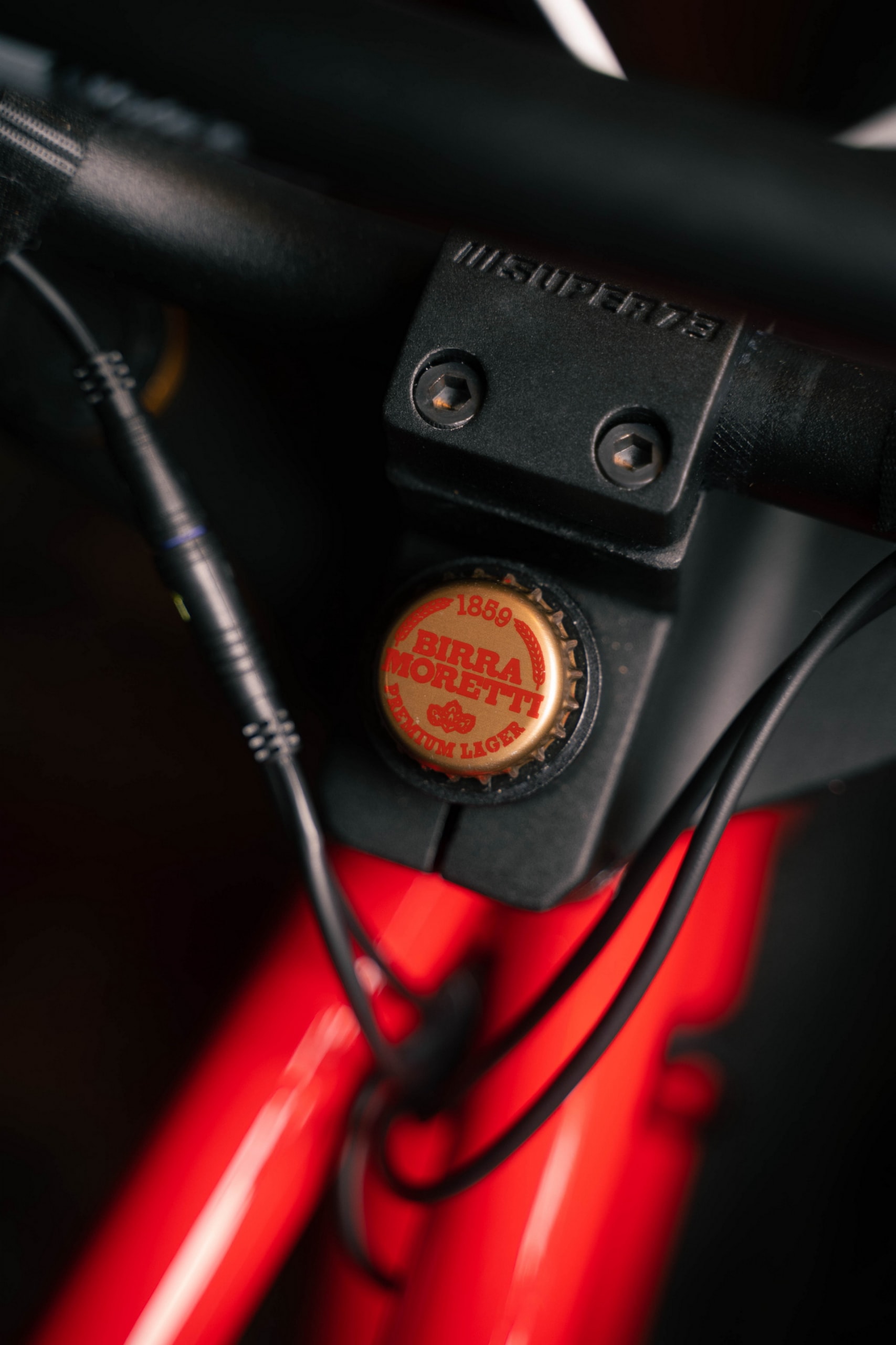 SUPER73 推出獨一無二 Ducati 主題定製電動自行車