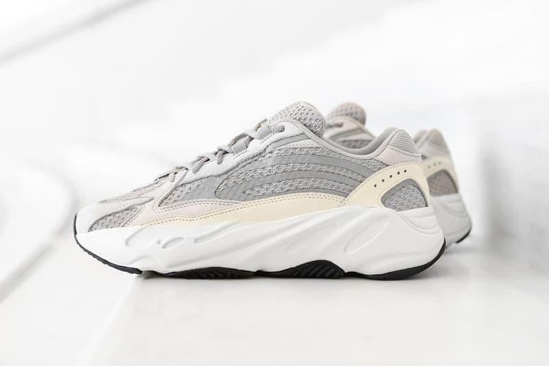 adidas YEEZY BOOST 700 V2 人氣反光配色「Static」正式登場