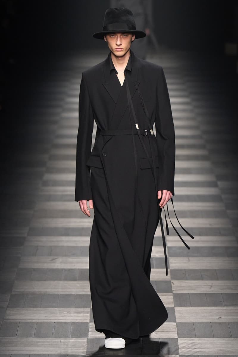 Ann Demeulemeester 正式發佈 2022 秋冬系列秀場