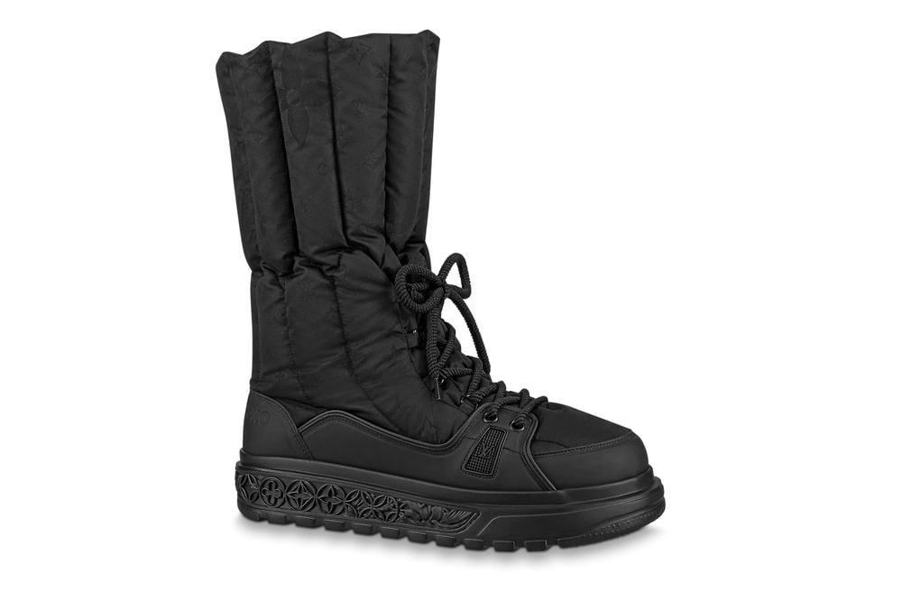 Louis Vuitton 2022 春夏系列鞋款「LV Puffer Boot」全黑造型正式登場