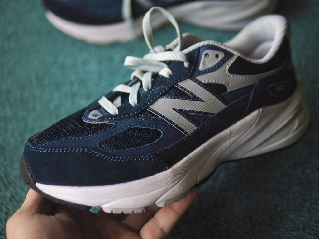 New Balance 990v6 最新旗艦鞋款「Navy」配色率先曝光