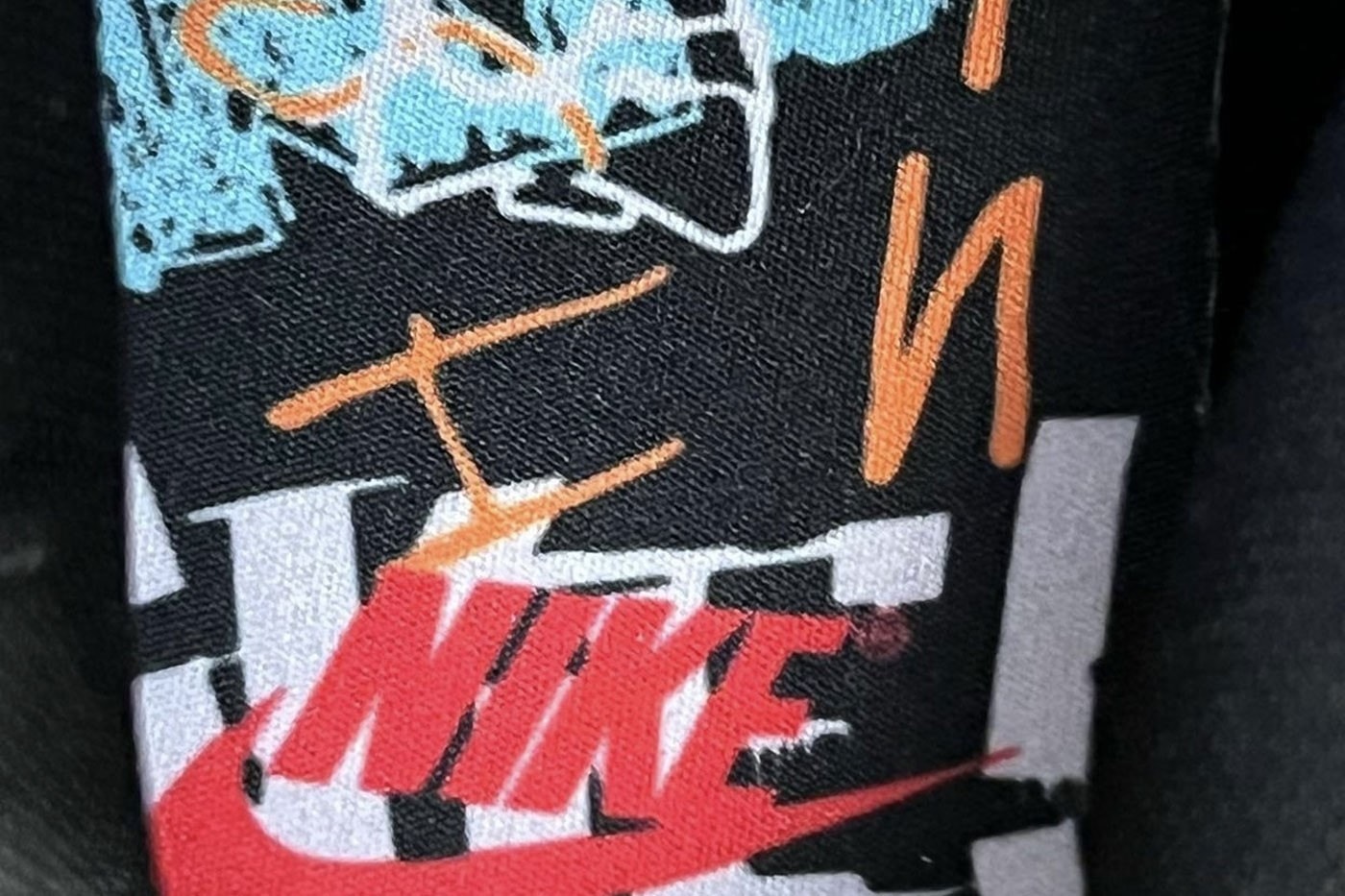 Nike Dunk Low 最新噴漆效果配色「Graffiti」率先曝光