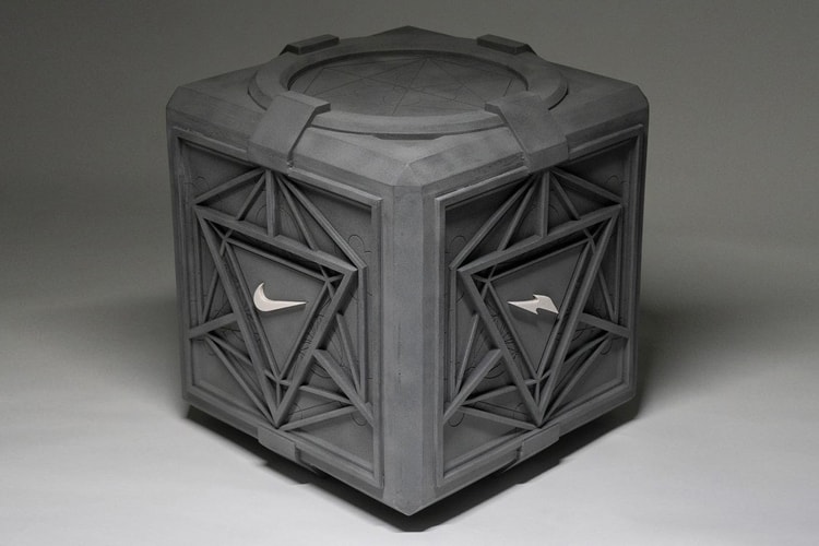 創作單位 VASE BY SU 打造 RTFKT Studios、Nike「MNLTH」混凝土雕塑