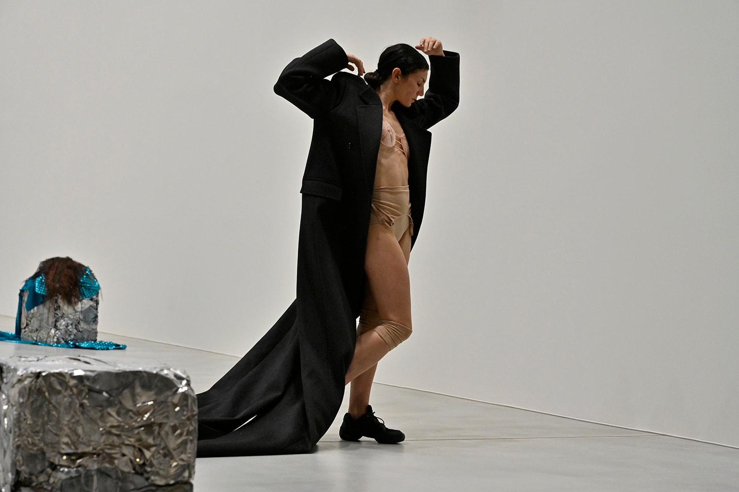 Bottega Veneta 再度携手威尼斯双年展开展系列活动