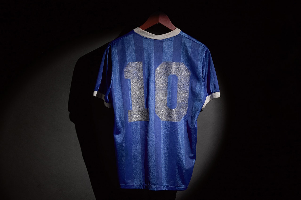 球王 Diego Maradona 1986 年世界杯「上帝之手」原版球衣将进行拍卖