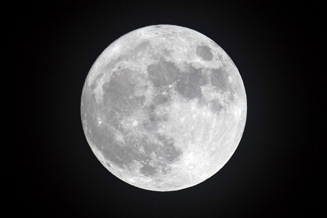 當代藝術家 Jeff Koons 首個 NFT 項目「Moon Phases」將把雕塑品發射至月球