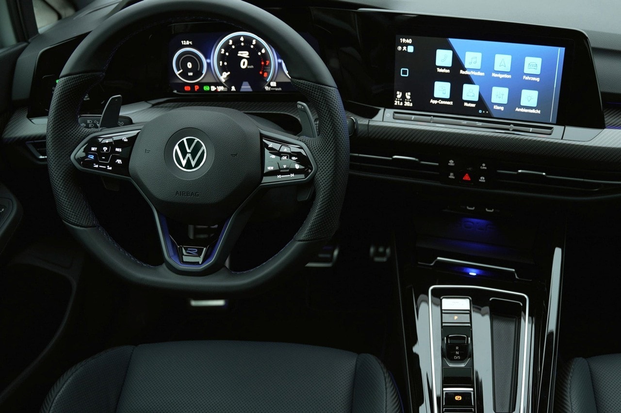 Volkswagen 正式發表 Golf R 全新「20 Years」特別版車型