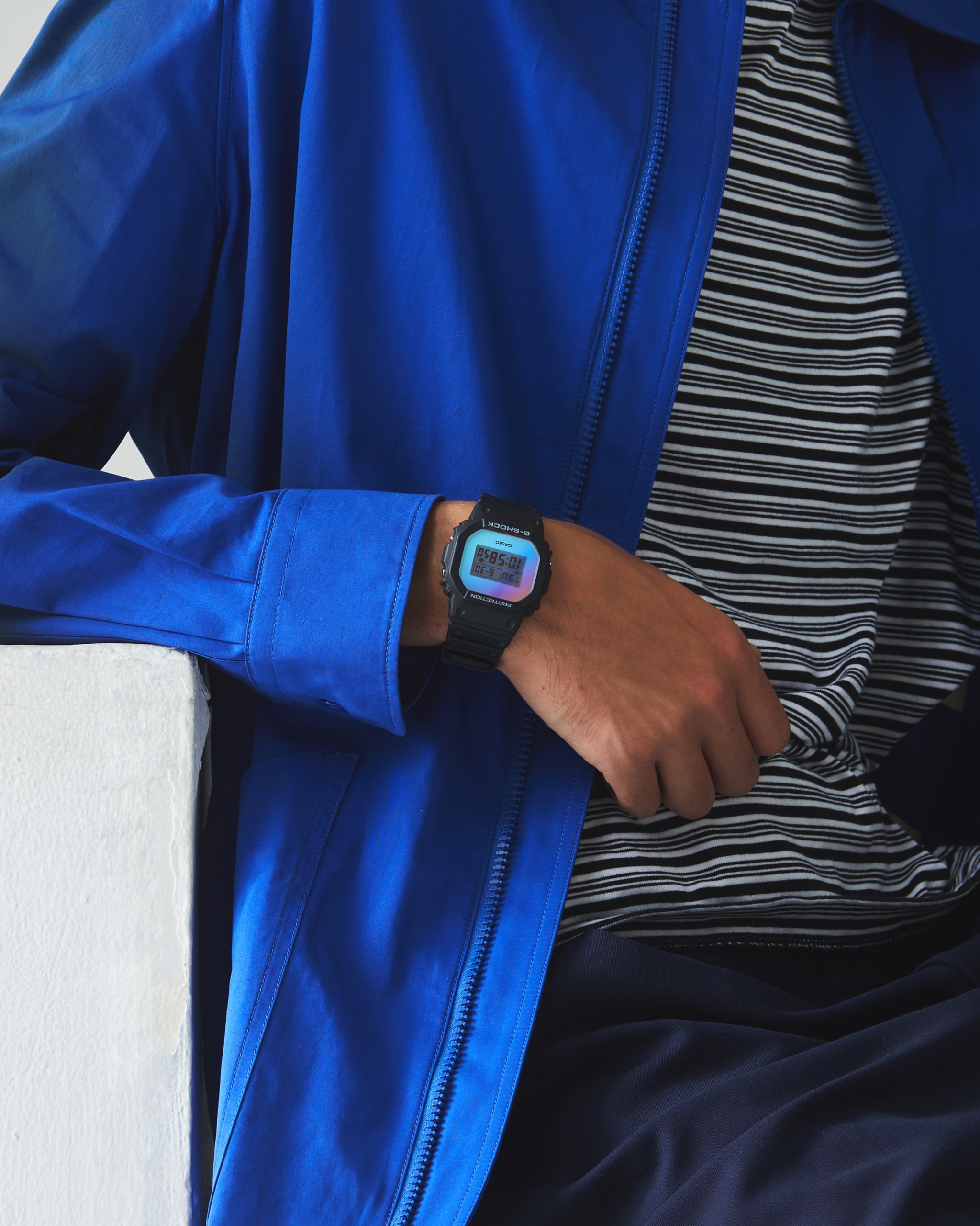 G-SHOCK 推出五款全新彩虹系列腕表