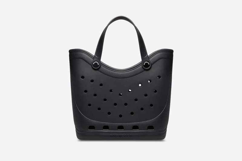 Balenciaga x Crocs 最新聯乘 Tote Bag、手機包正式登場