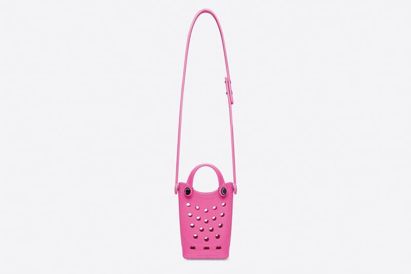 Balenciaga x Crocs 最新聯乘 Tote Bag、手機包正式登場