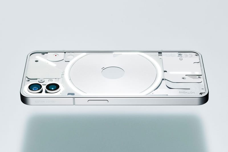 Nothing 首款手机 phone (1) 正式开放预购登记