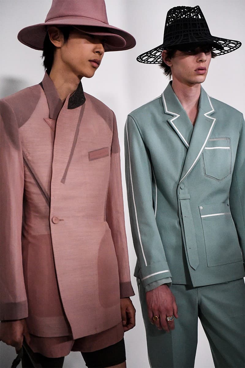 走进  Kim Jones 执掌 Dior 2023 夏季男装系列秀场后台