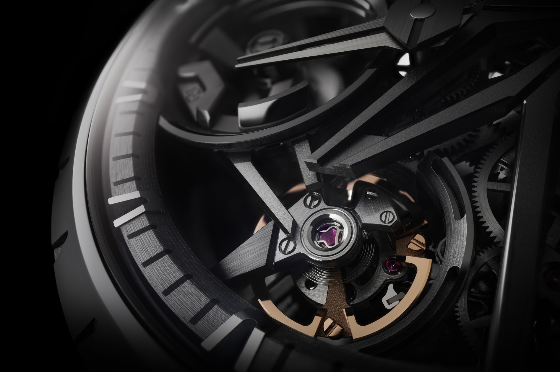 ROGER DUBUIS 推出全新黑色陶瓷腕表系列