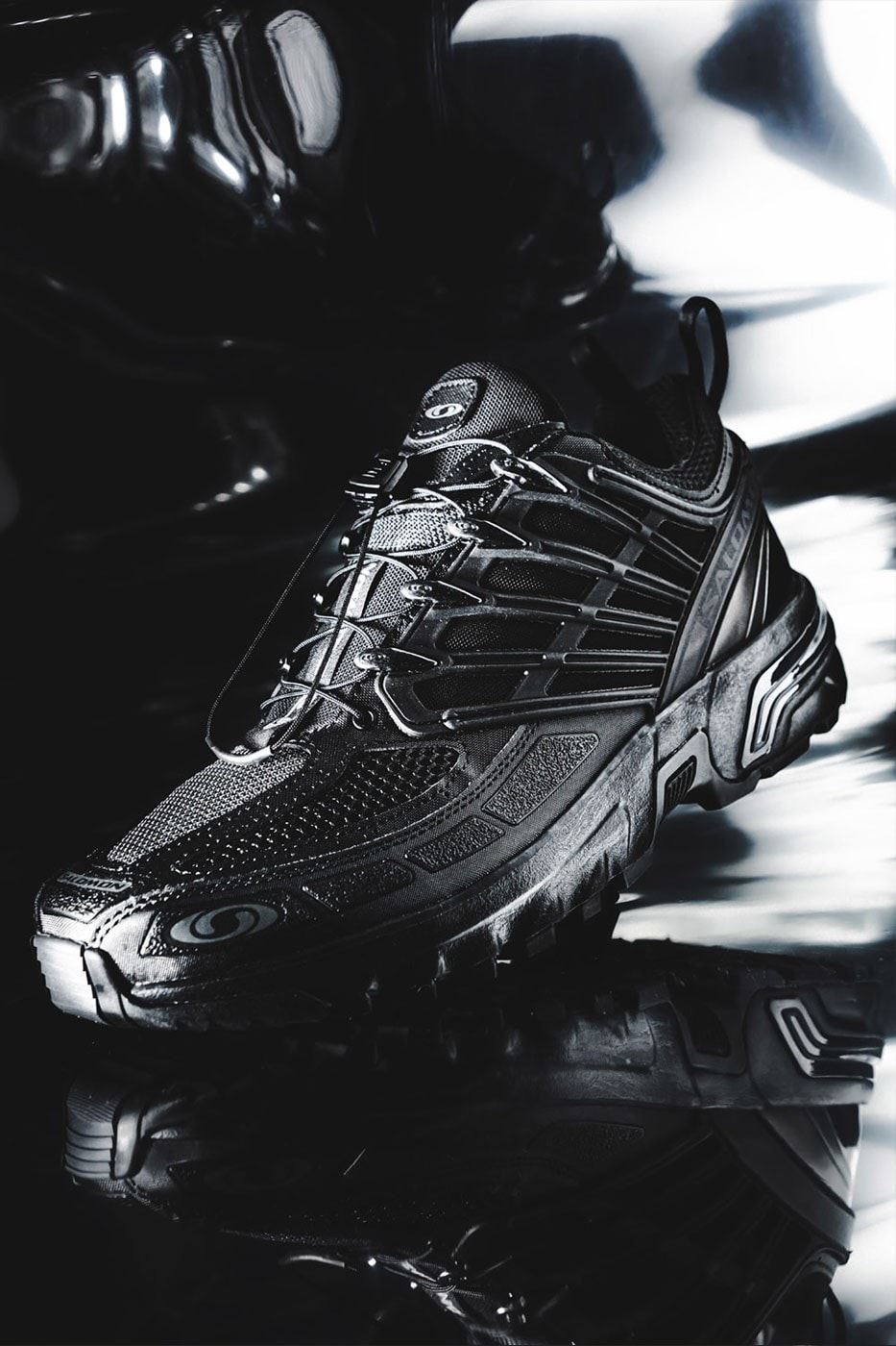 Salomon ACS Pro Advanced 鞋款黑、白配色正式補貨回歸